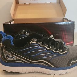 Fila Kid's Size 5 Shoes