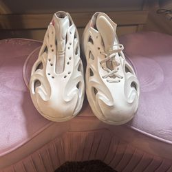 Men’s Adidas Shoes 11.5