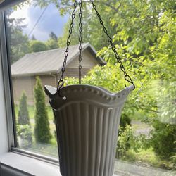 Adorable Hanging Ceramic Planter Pot
