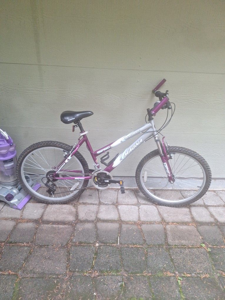 Magma24 Inch  21 Speed Bike