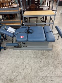 Hill Laboratories chiropractic adjusting table