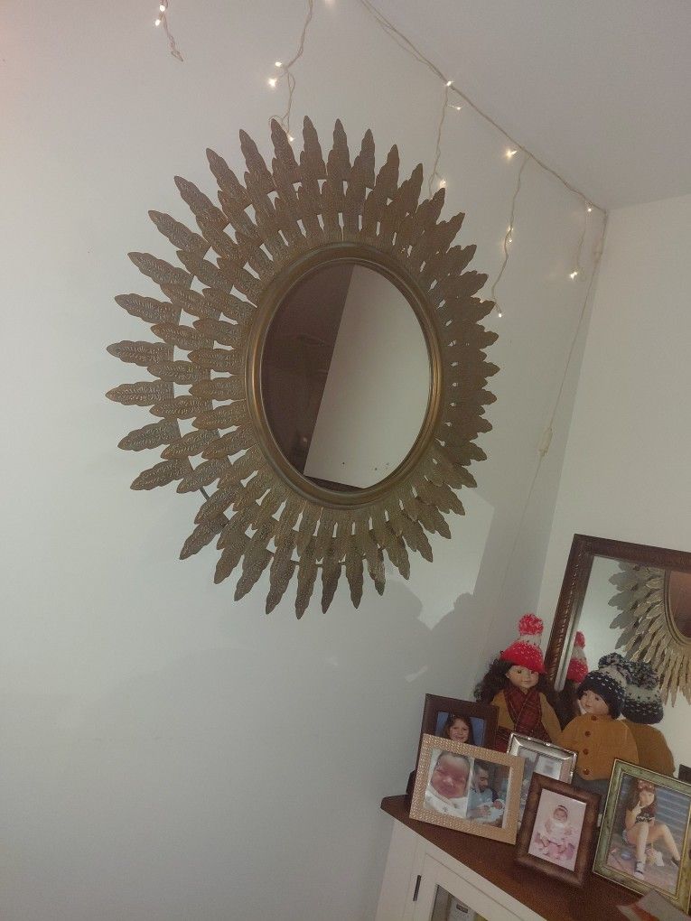 Golden Color Leaf Mirror