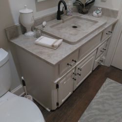 Vanity Top With Backslash Pieces 