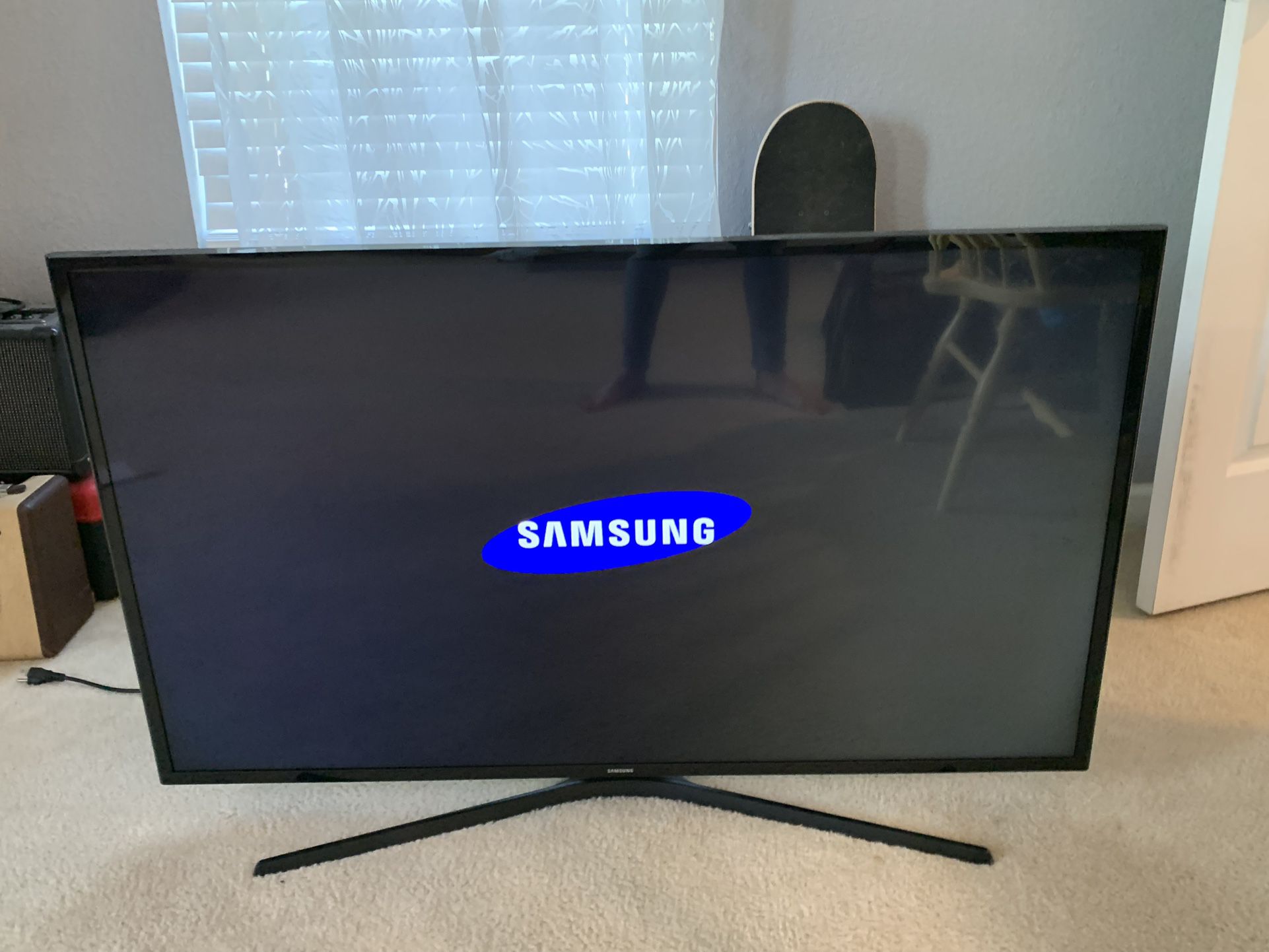 48” Samsung TV with original remote 