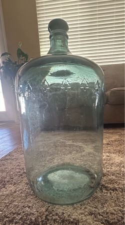 Arrowhead 5gal water jug