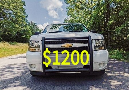 🎁$12OO 📗URGENT📗 For sale 2012 Chevrolet Tahoe Runs and drives great! Clean title!!