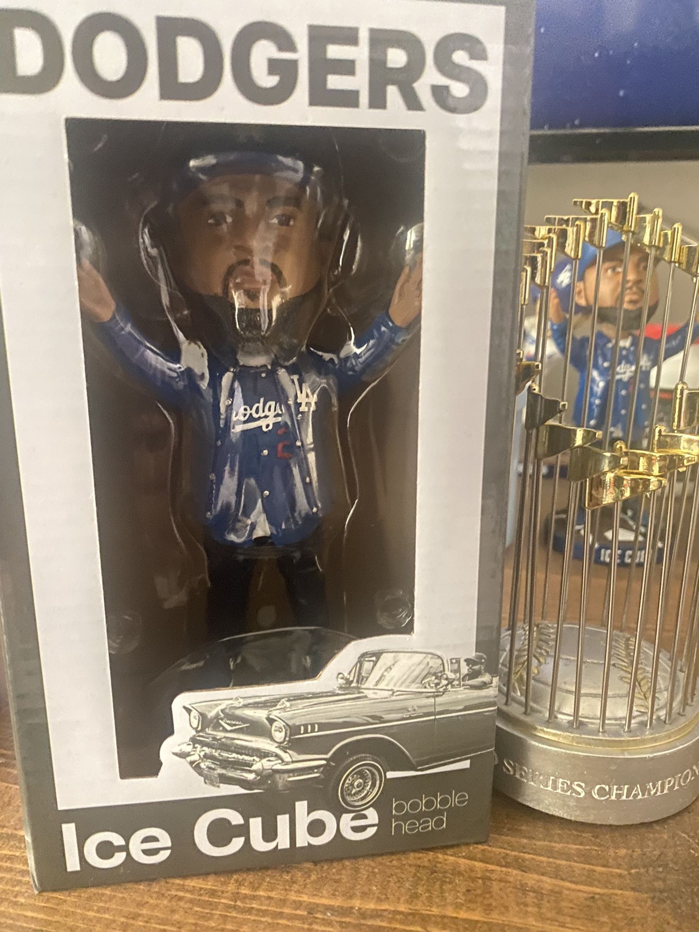 ICE CUBE DODGERS BOBBLEHEAD