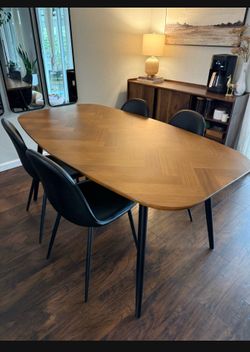 Mid Century Modern Dining Table And Chairs
