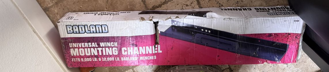 BADLAND Universal Channel Winch Mount