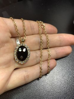 Elegant Pendant