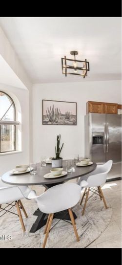 Dining room table & chairs
