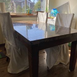 Dinning Table 