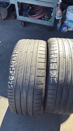 Pair 265/40/22 Pirelli Pzero