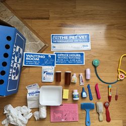 Lakeshore Pretend Vet Play Set 