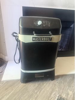 Masterbuilt Air fryer/ Smoker