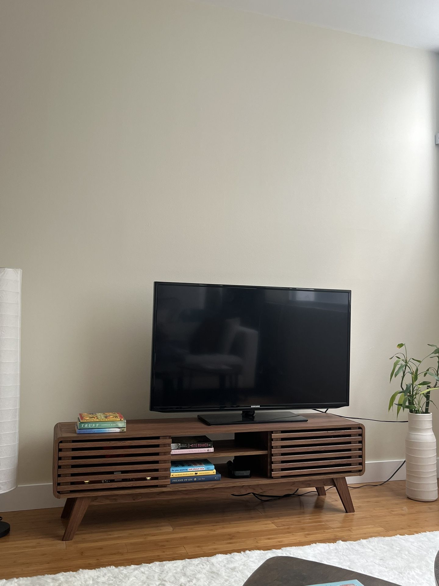 59” Mid-Century TV Stand (new, Box Unopened)