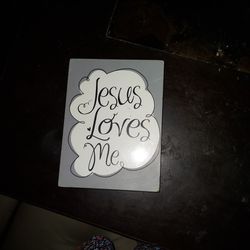 Jesus Loves Me Sign 