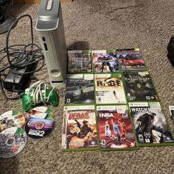 READ Xbox 360 video Game lot Broken system console