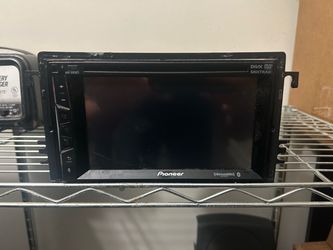 Pioneer AVH-1300NEX 2 DIN 7in Touchscreen In-Dash Car Stereo Video Unit
