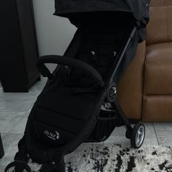 Baby Jogger City Tour 2 Ultra Lightweight Stroller 