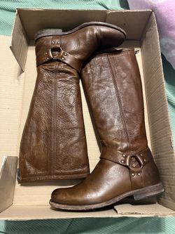 Frye leather boots size 8