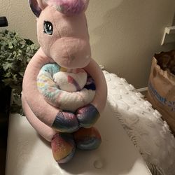 Cute Unicorn 🦄 With Throw
