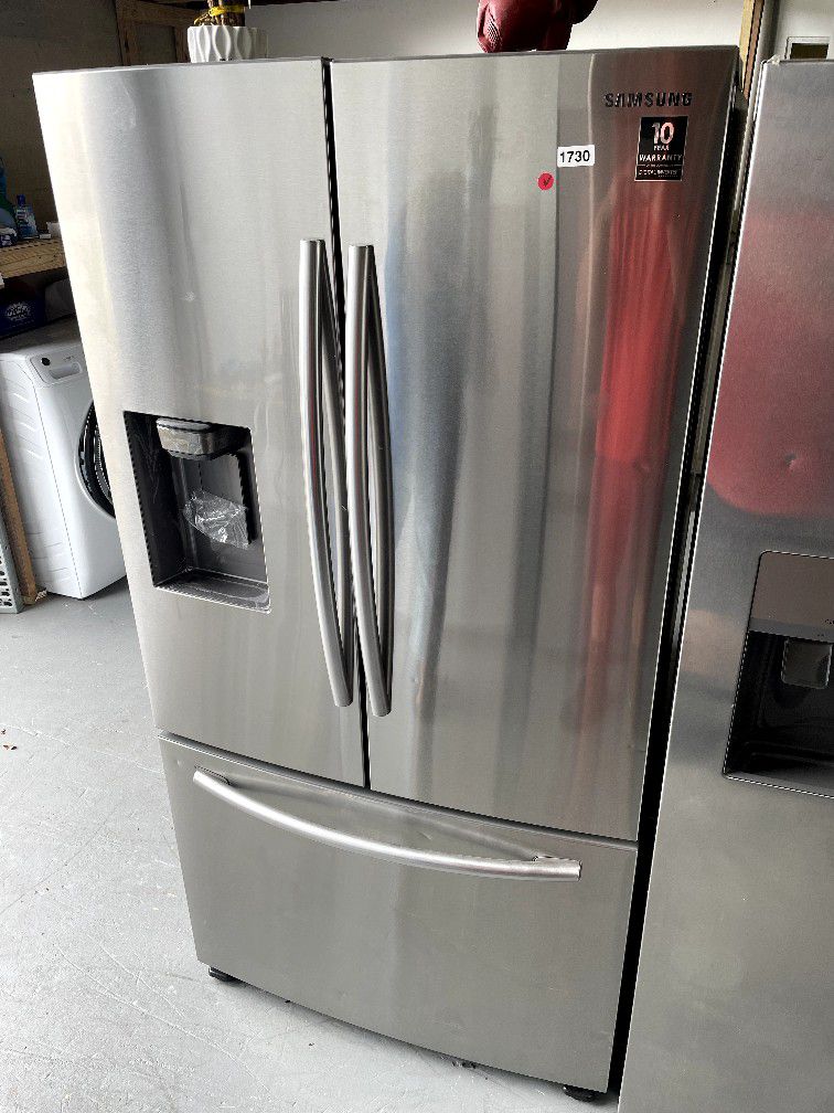 Samsung 36” French Door Refrigerator Stainless Steel $800