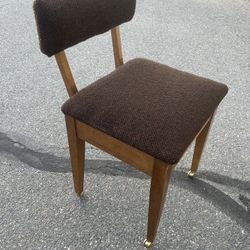 MidCentury Modern Chair