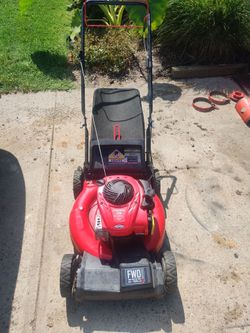 Self propelled 21" Craftsman M210 lawnmower