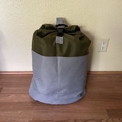 Sling Backpack Roll Top Laundry Tote Green/ Gray
