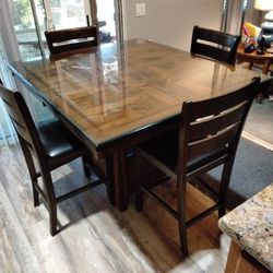 Dinning Table & Chair Set