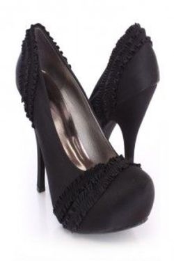 Black ruffle trim heels