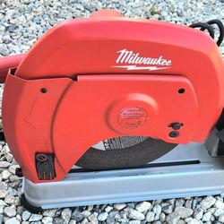 Milwaukee

14 in. 15 Amp Abrasive Cut-Off Machine