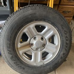 Goodyear WranglerST P225/75R16
