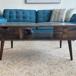 Coffee Table With Storage In Excellent Condition 