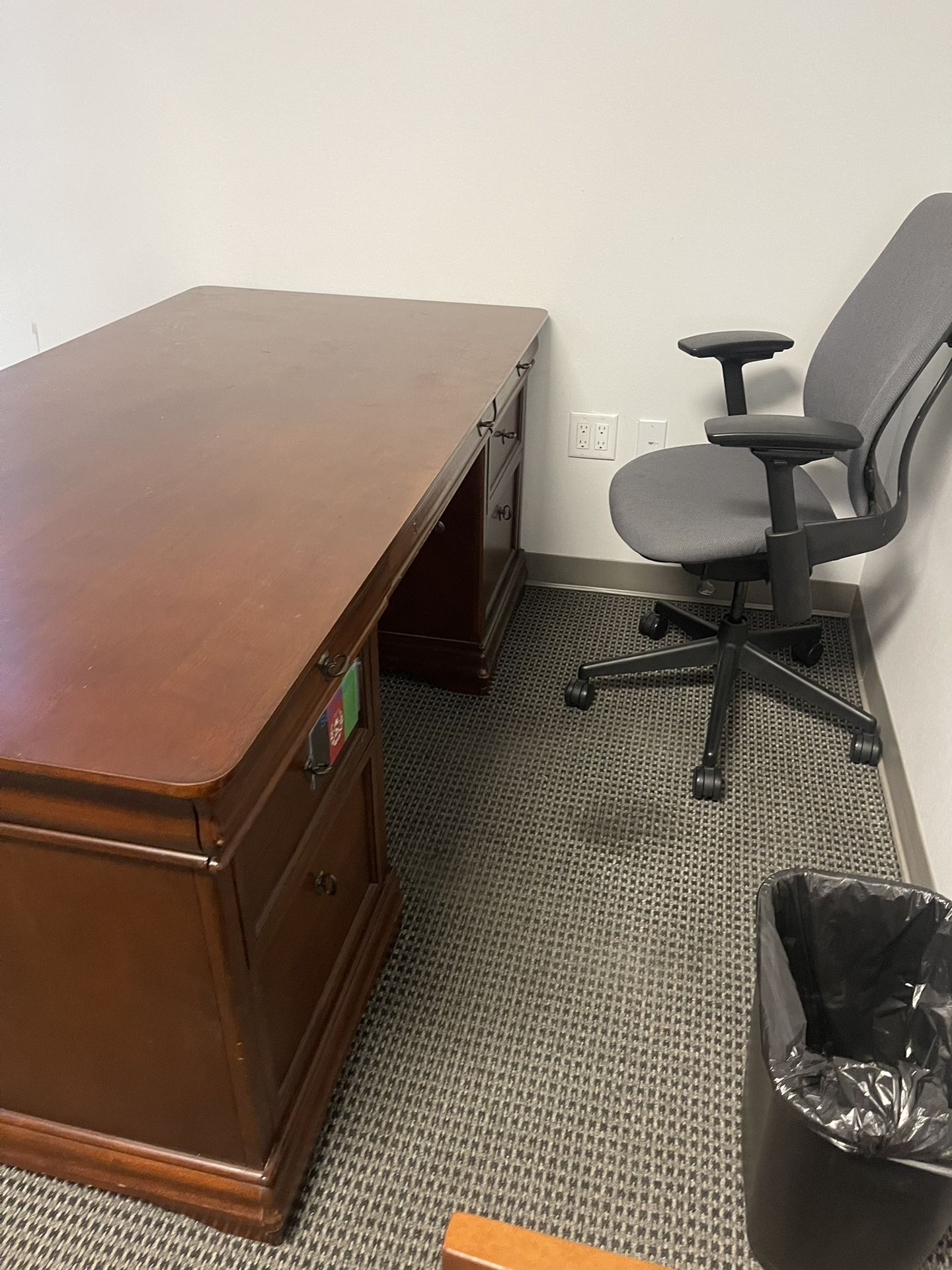Desk Wood.
