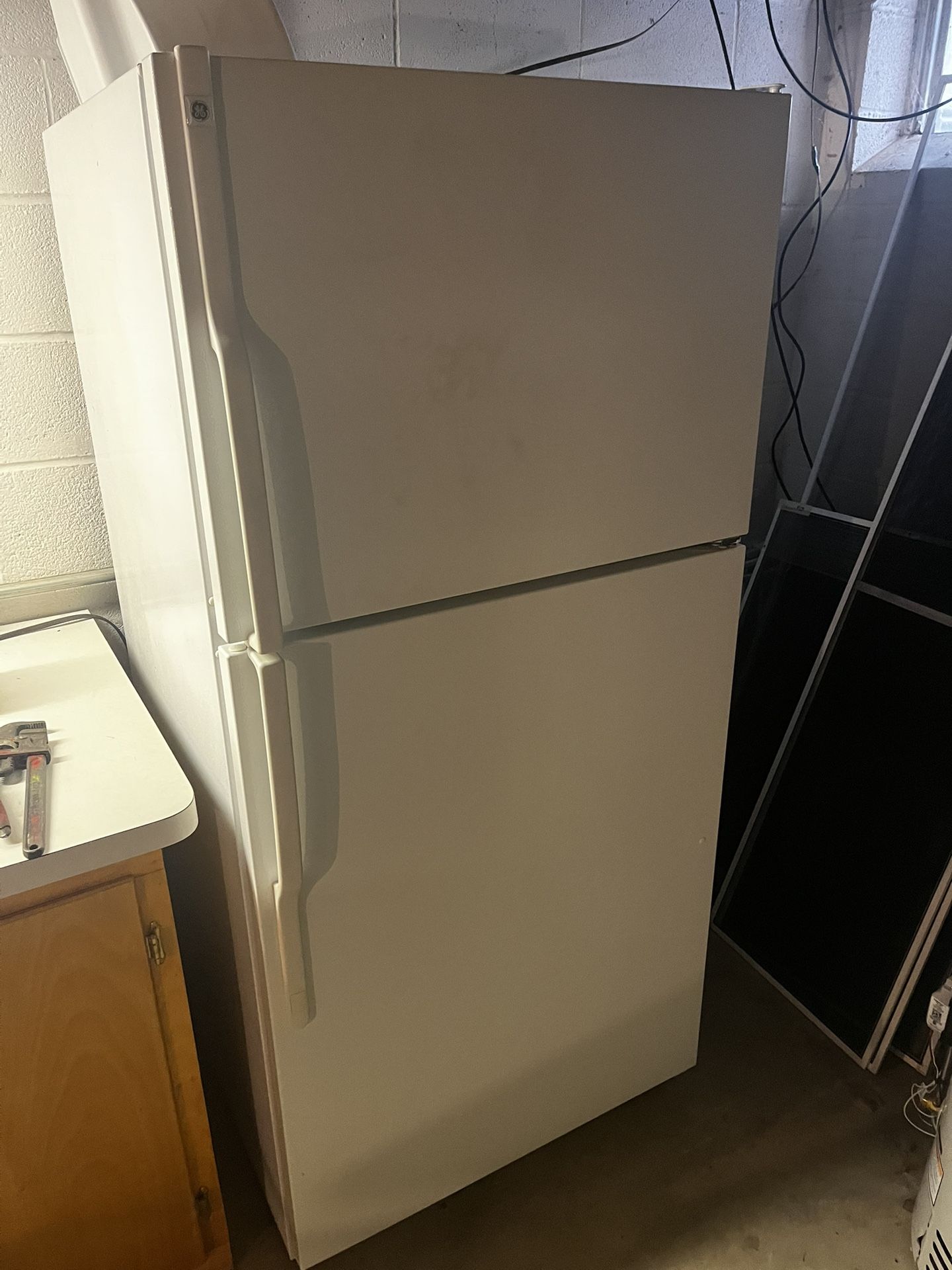 White GE Fridge With Ice Maker