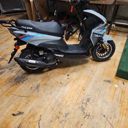 Brqnd New Fly Wing Gas Moped