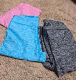 Fila girls legging size medium (10/12) all for $12