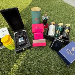 Coloneas Available 