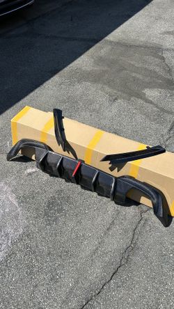 G20 330i M340i Carbon Fiber Rear Diffuser W/ Brake Light