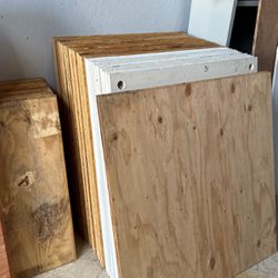 Plywood Mix Of Sizes