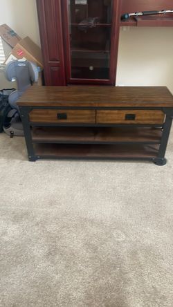 Entertainment stand