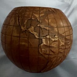 3-D Globe Desk Accessory