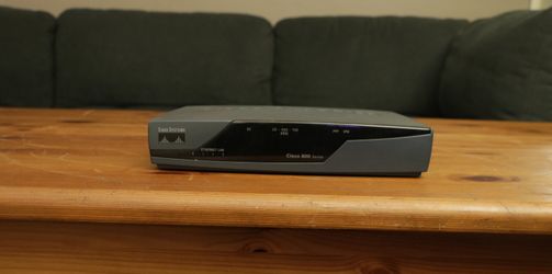 Cisco 800 series, Model Cisco 870
