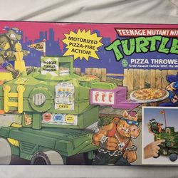 TEENAGE MUTANT NINJA TURTLES 🐢. PIZZA THROWER 🍕.  TURTLE ASSAULT VEHICLE MOTORIZED PIZZA FIRE ACTION. 