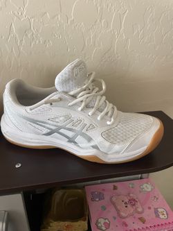 Women’s shoes