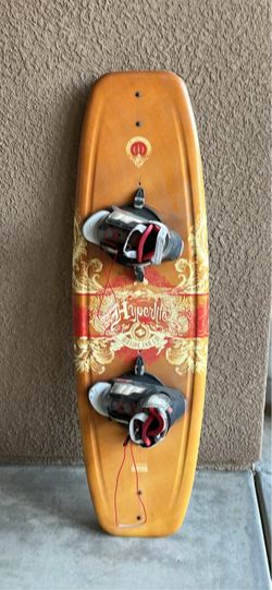 Hyperlite Wakeboard with Bindings