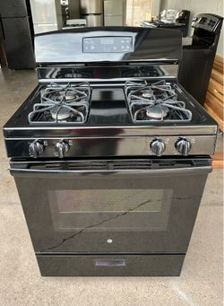 GE gas stove 30” (1 month warranty)