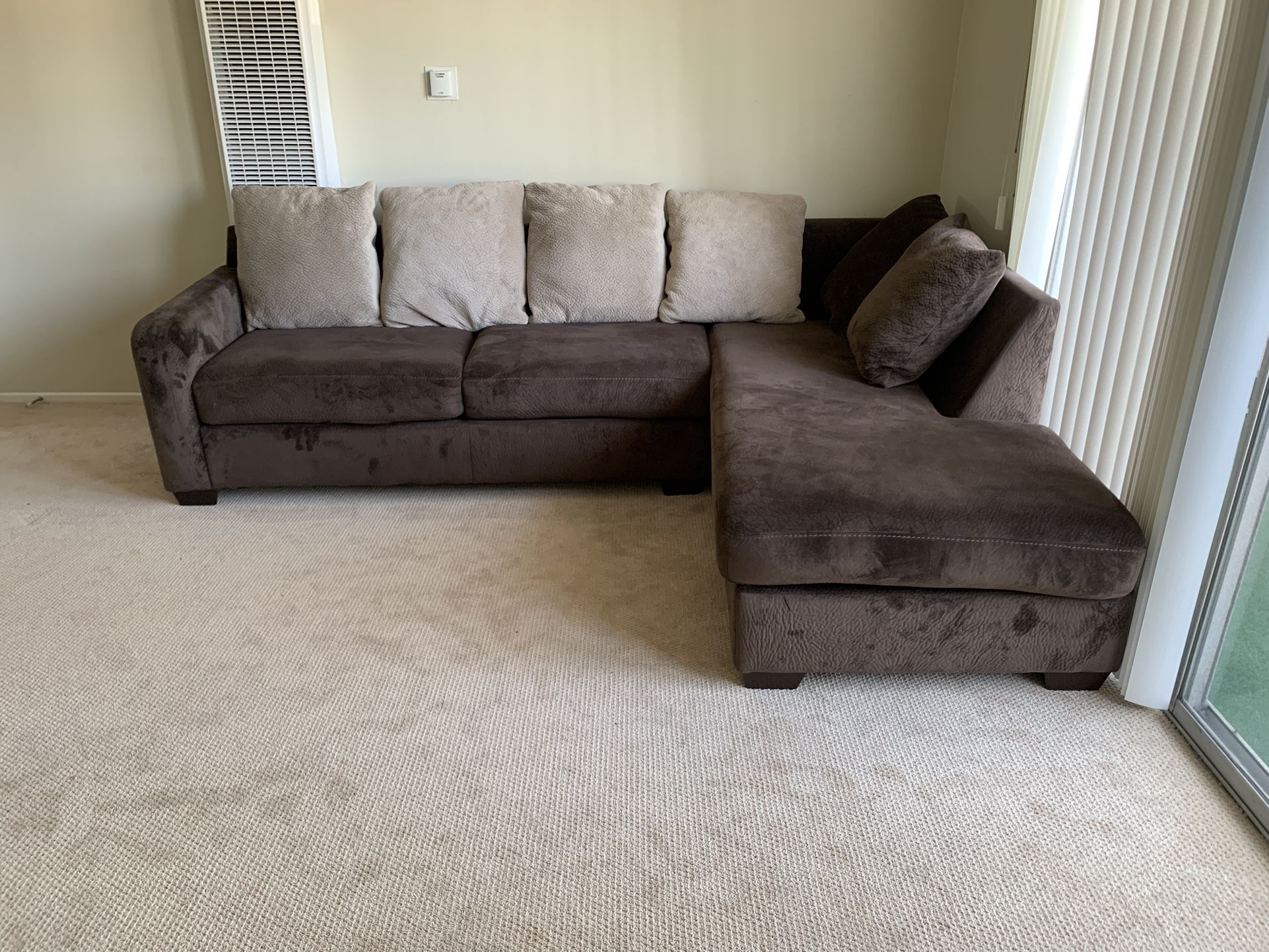 Ashley Furniture Dahlen - Chocolate Laf 2 Pieces L-shaped Sofa Clean and Good Condition
